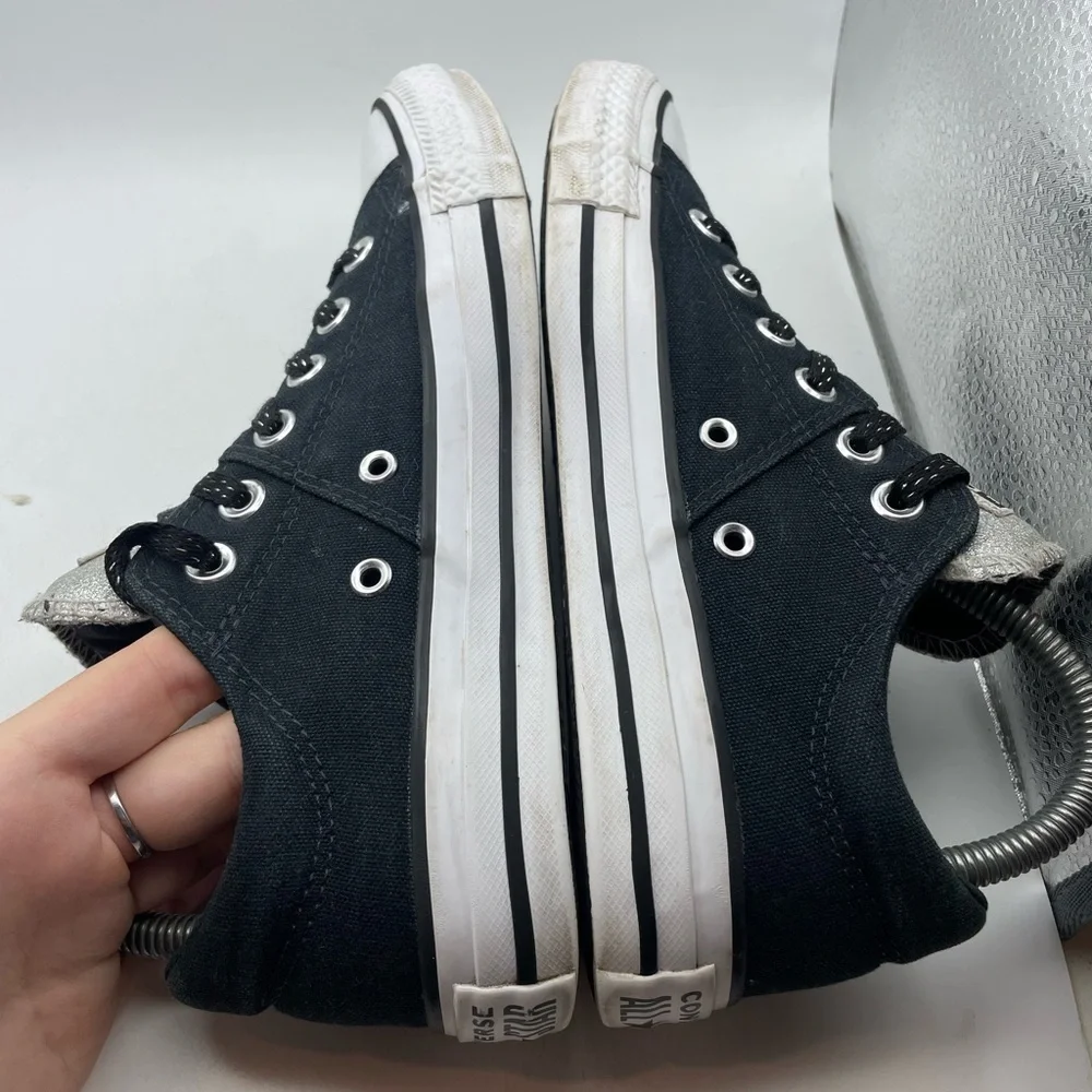 Converse gently used