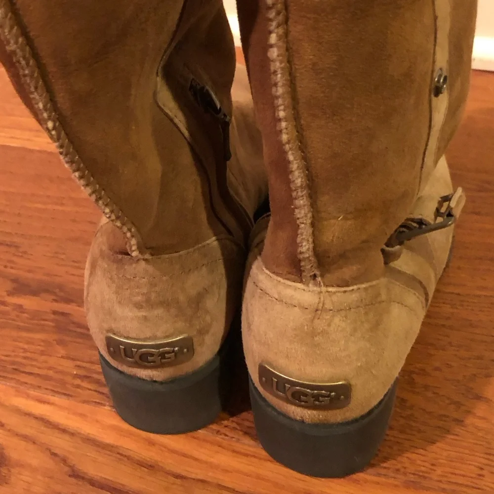 UGG‎ Brown Winter Boots