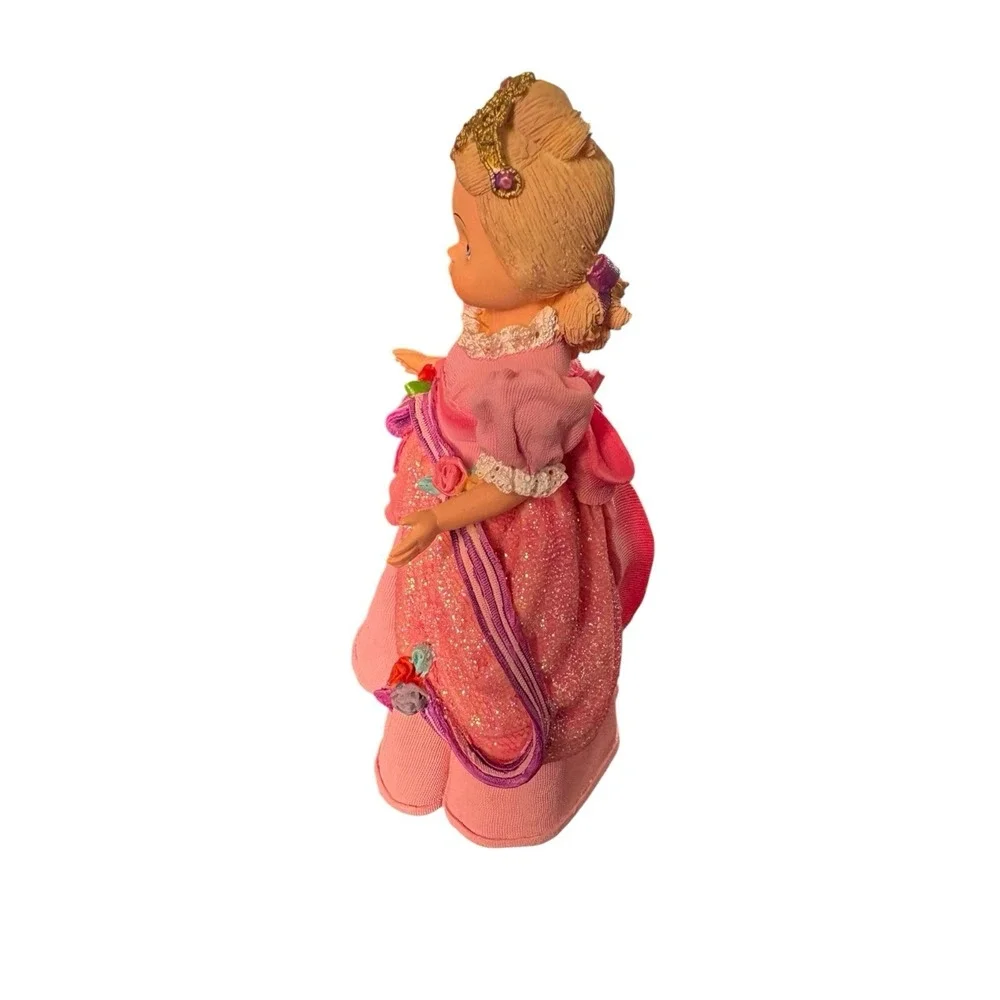 Alexander Doll Co. madame alexander
