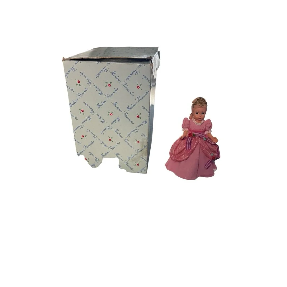 Alexander Doll Co. madame alexander