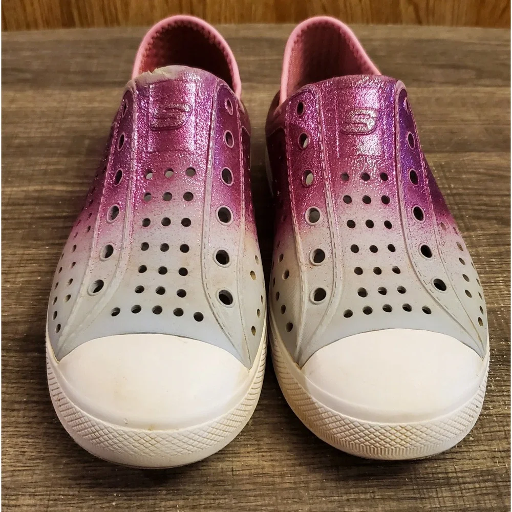 Skechers *owners are