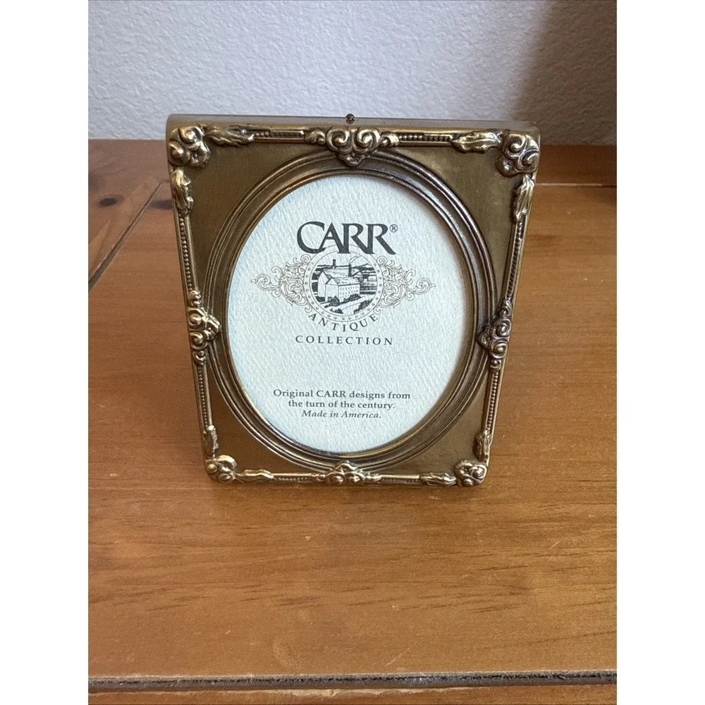 Pair Vtg Gold Tone Metal Picture Frames Embossed Filigree Border Oval Opening