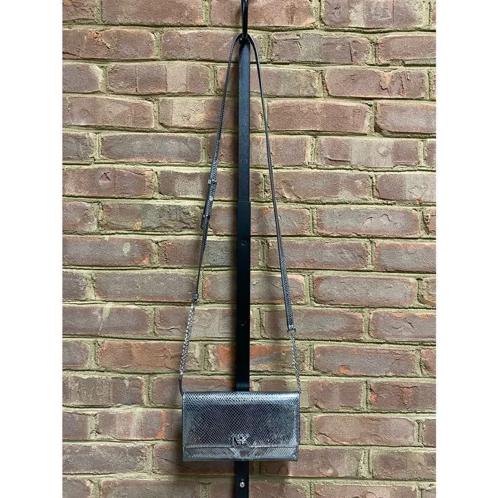 Michael Kors strap length back