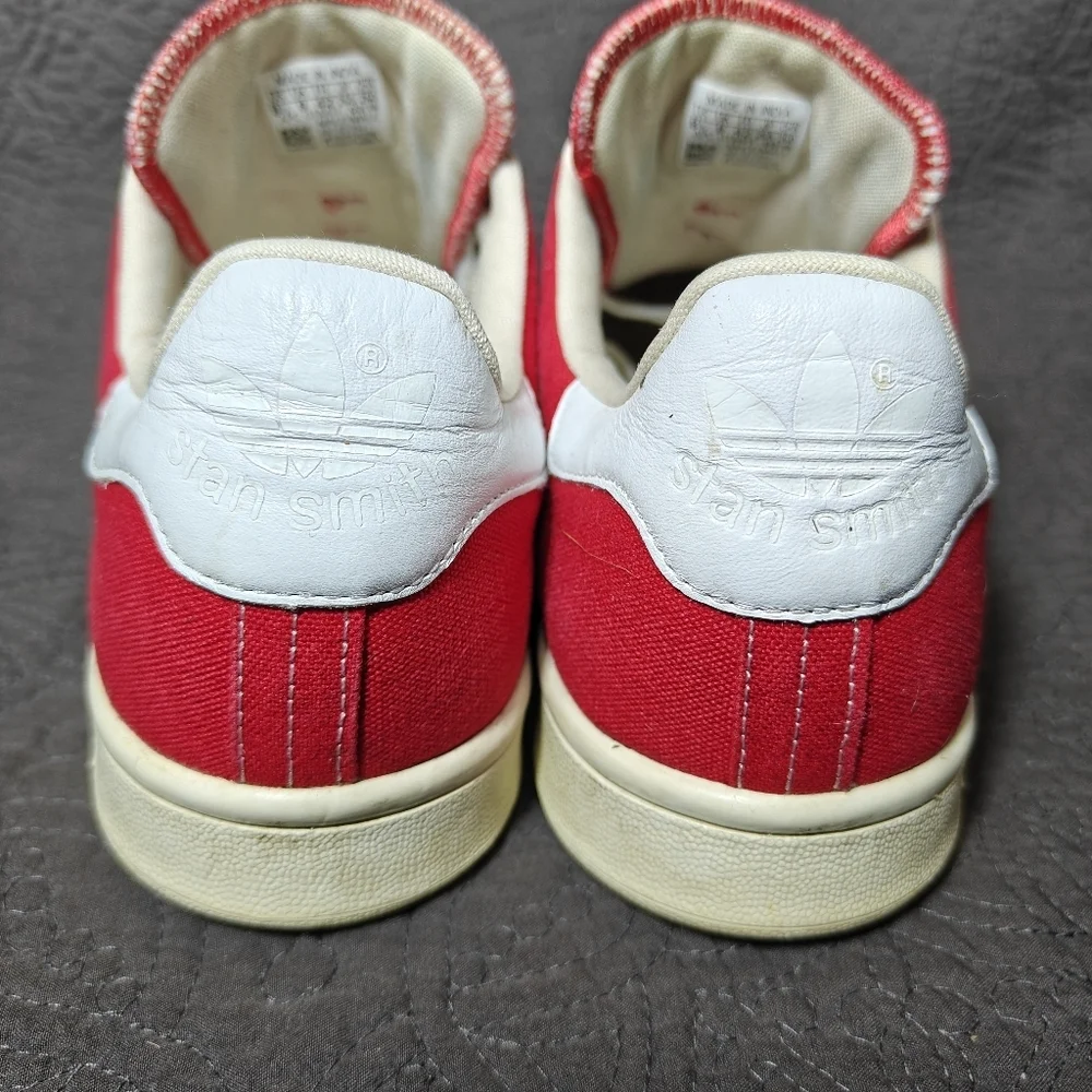 adidas details smith scarlet men