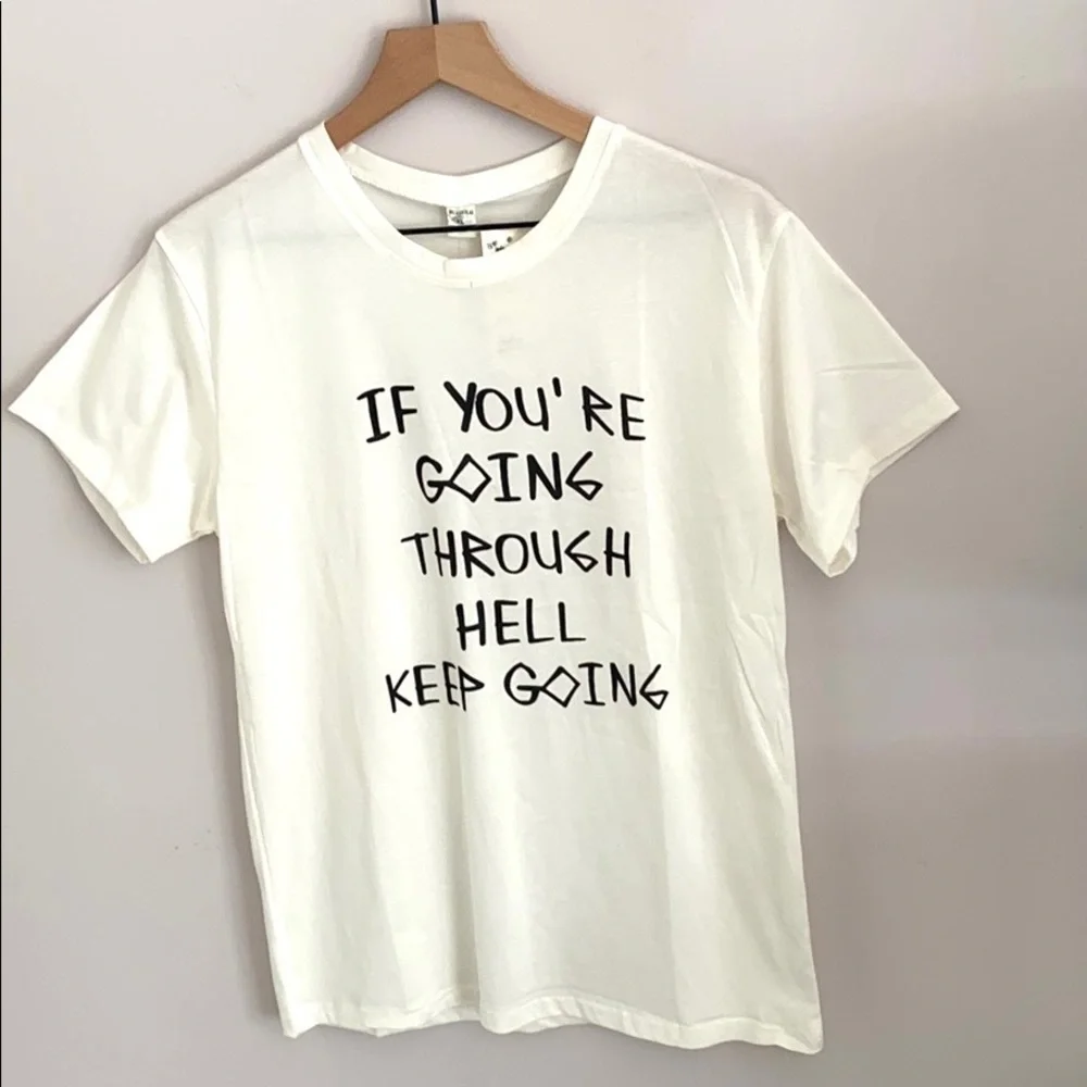 Huameilai Graphic Tee, Size‎ XL, NWT