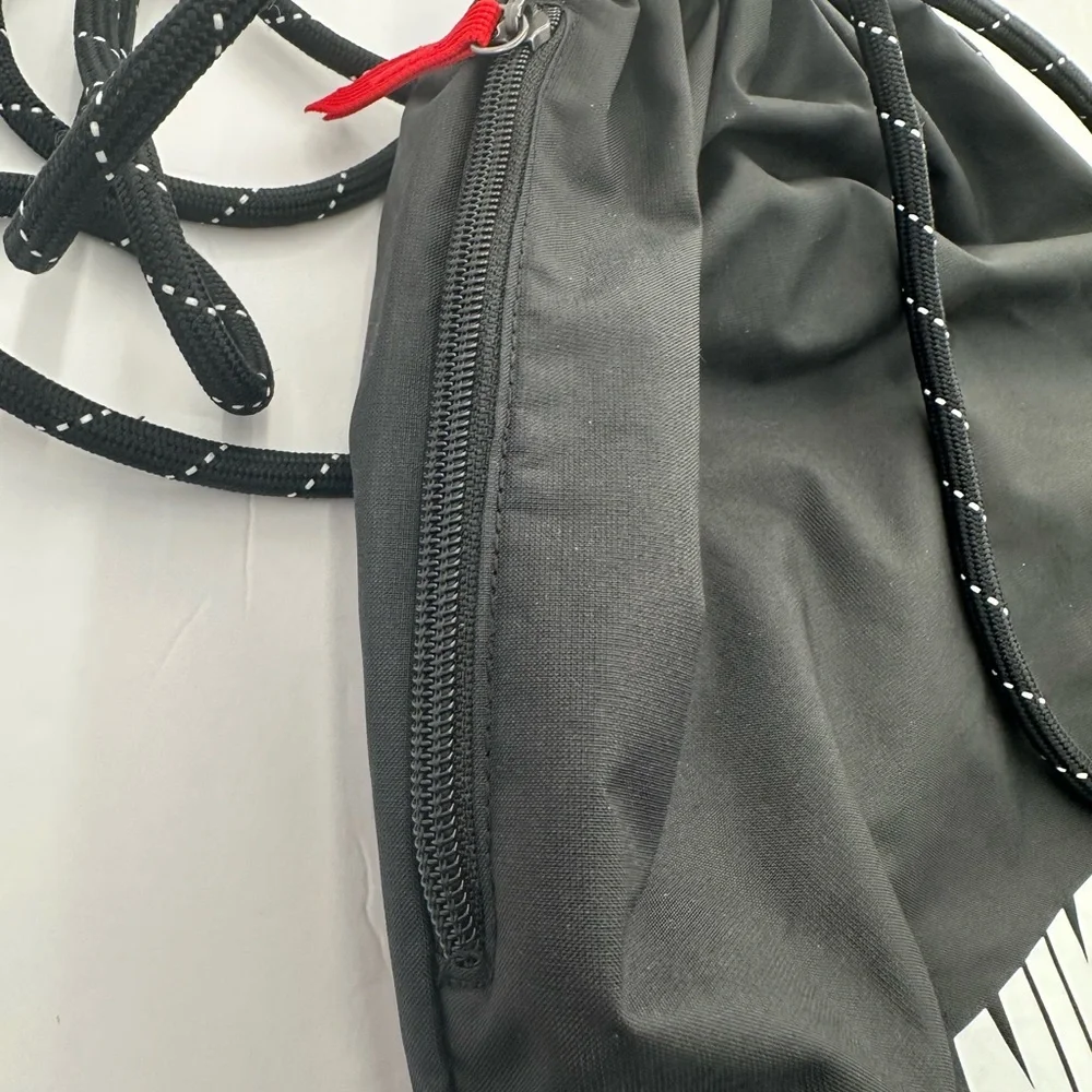 Nike drawstring bold