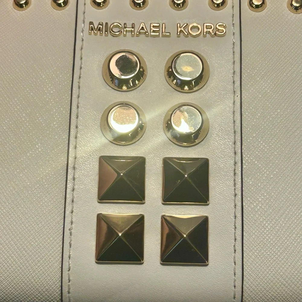 Michael Kors add bold