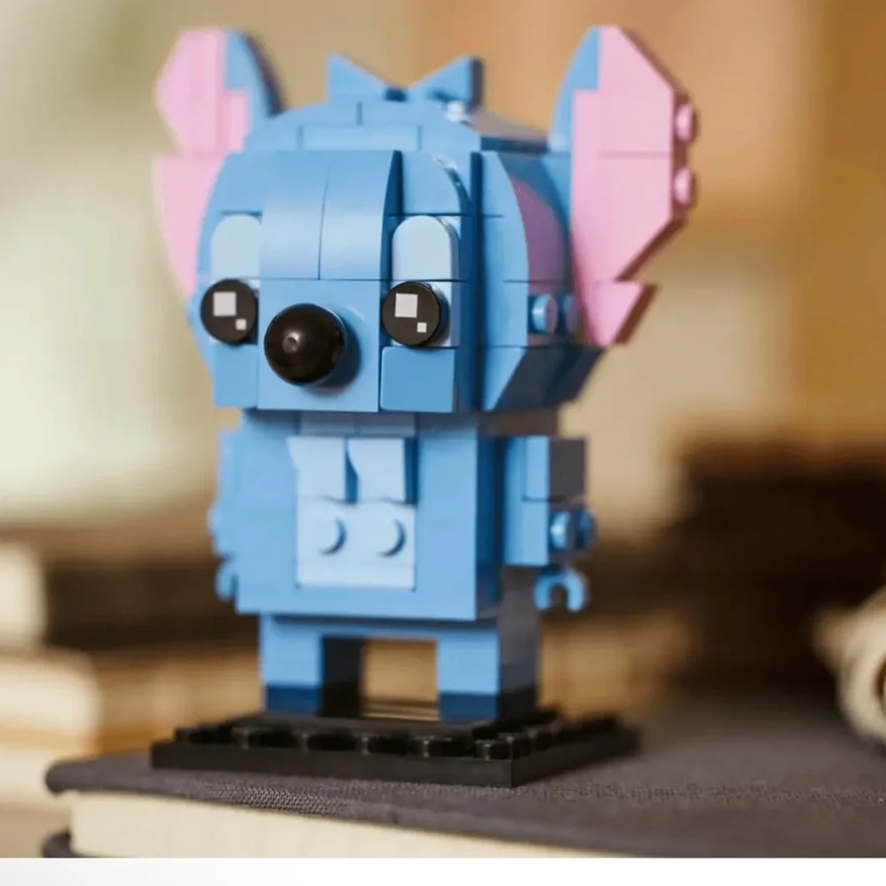 Lego build stitch