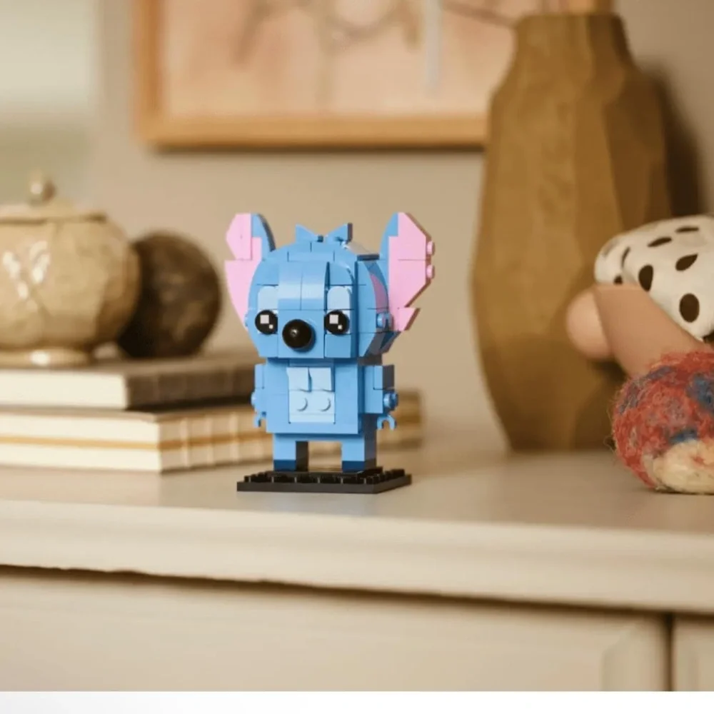 Lego build stitch