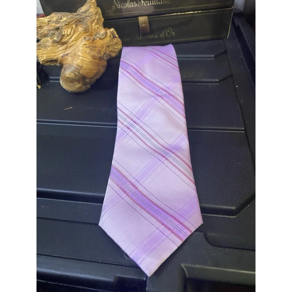 Calvin‎ Klein Tie W/Multicolored Stripes100% Silk Men's Necktie 58