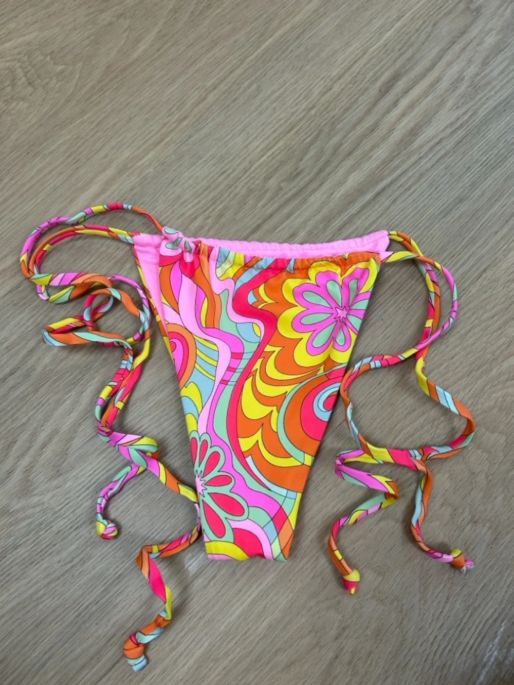 Frankie’s Bikinis Tia Far Out String Bikini Bottom L