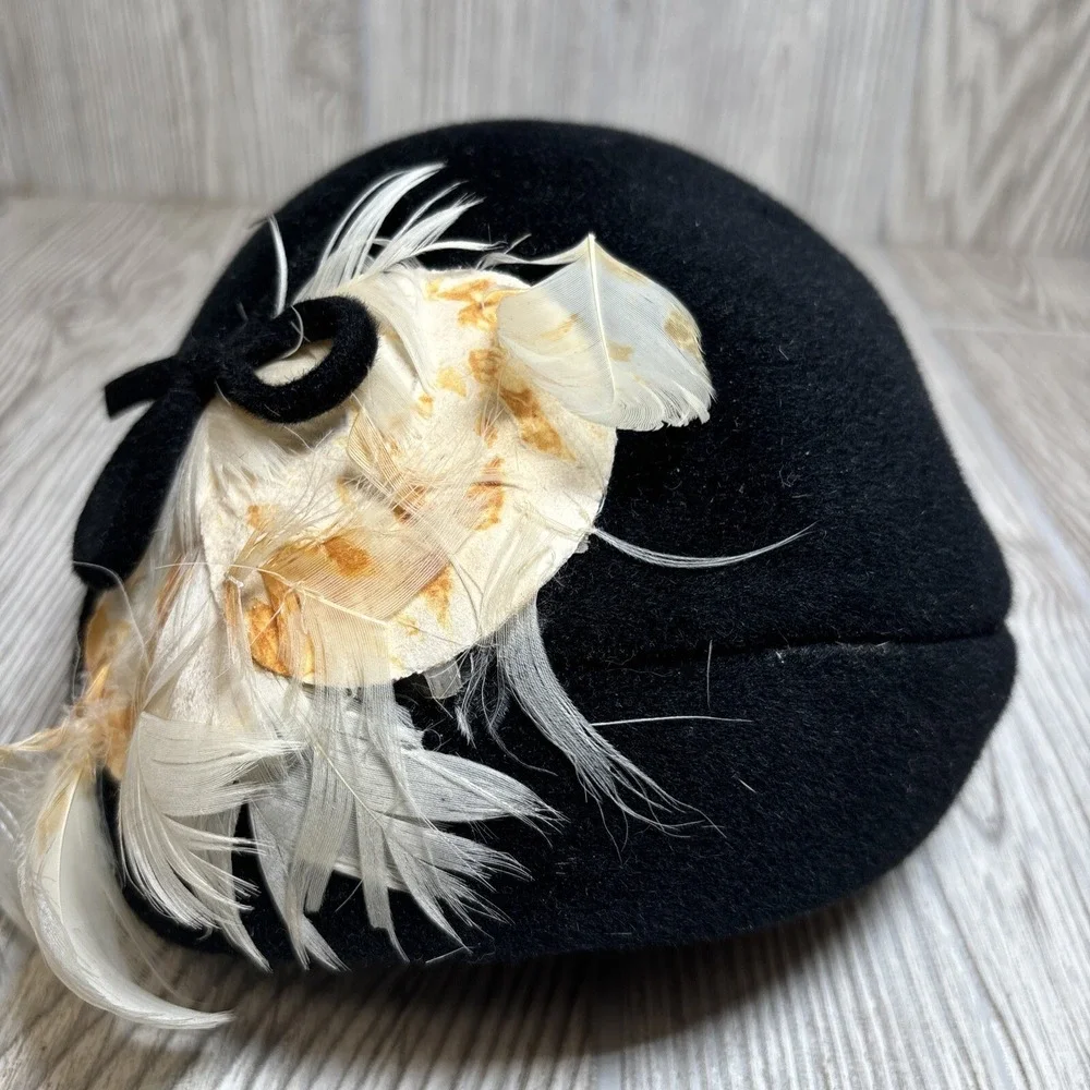 Velour preowned feathers