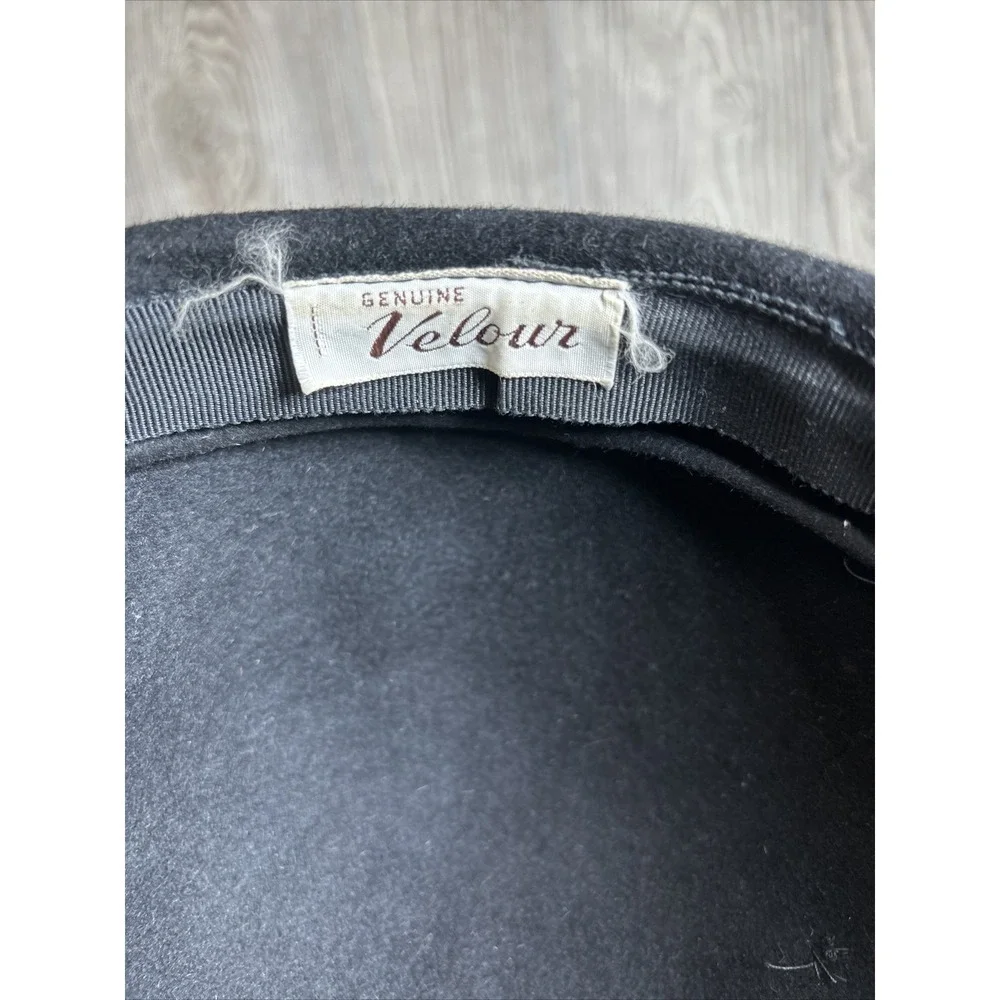 Velour preowned feathers