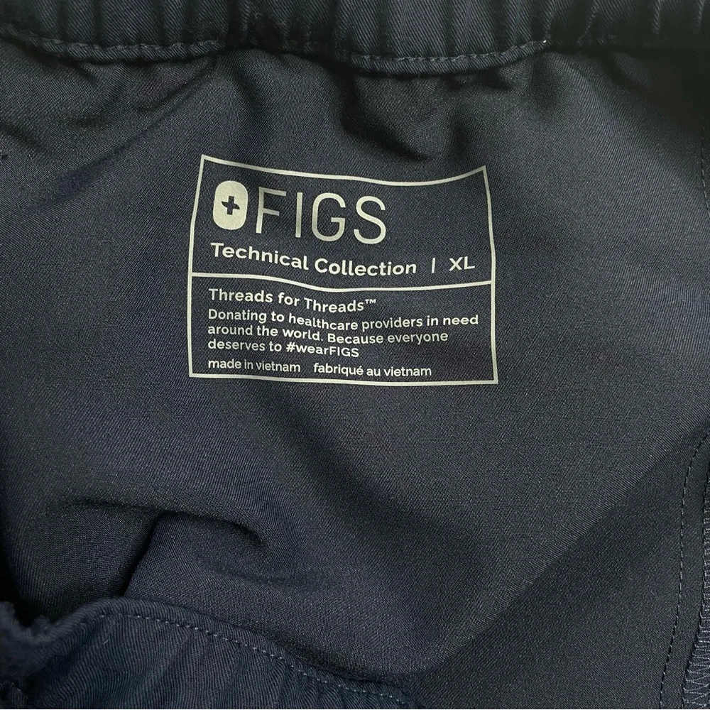 Figs scrubs dark