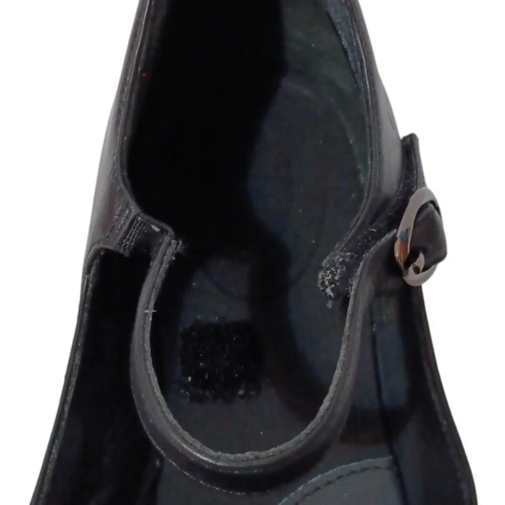 Ziera women mary