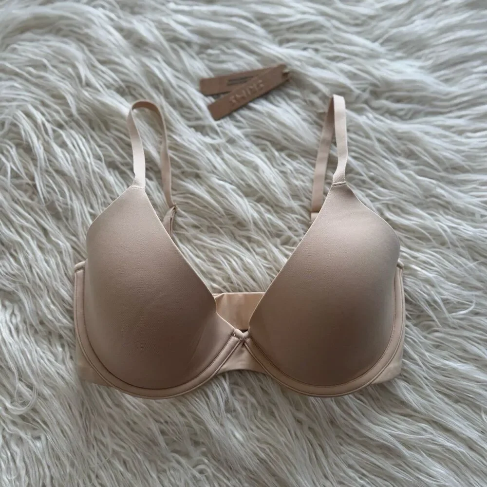 Skims Fits Everybody Scoop Plunge Bra Sand Size 32DD