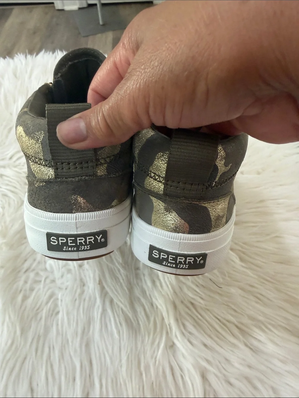 Sperry stylish slip
