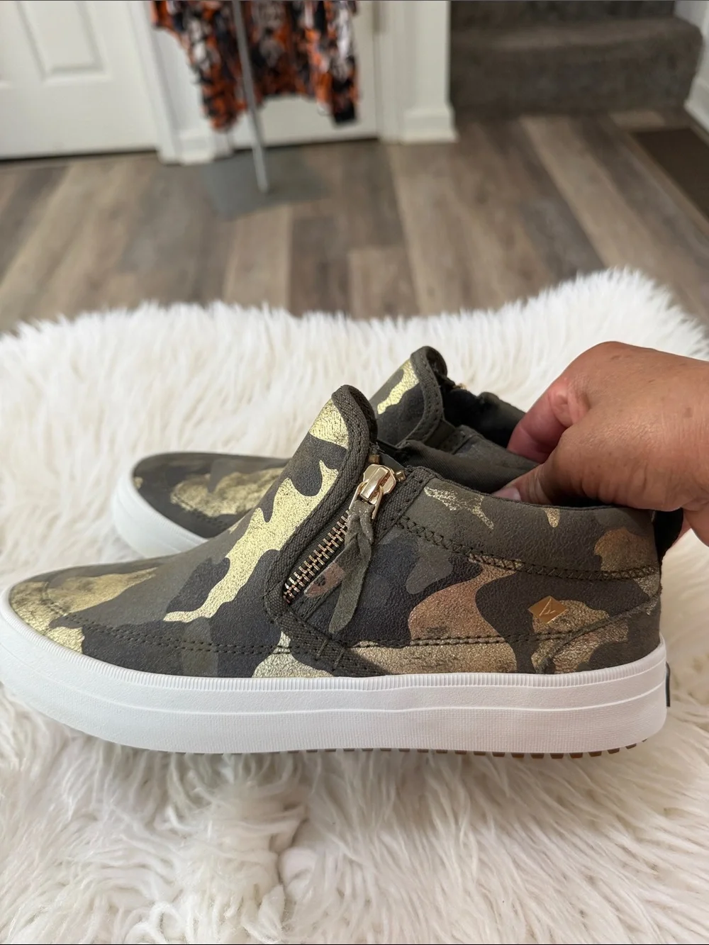 Sperry stylish slip