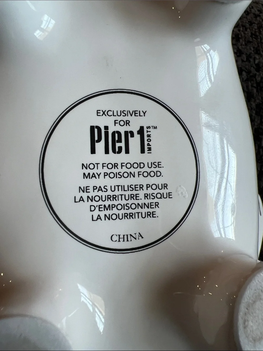 Pier 1 Ceramic Cat Soap Dish in White and Gold