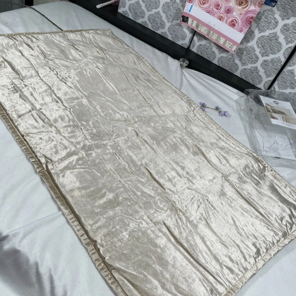 Hotel Collection shams ensemble