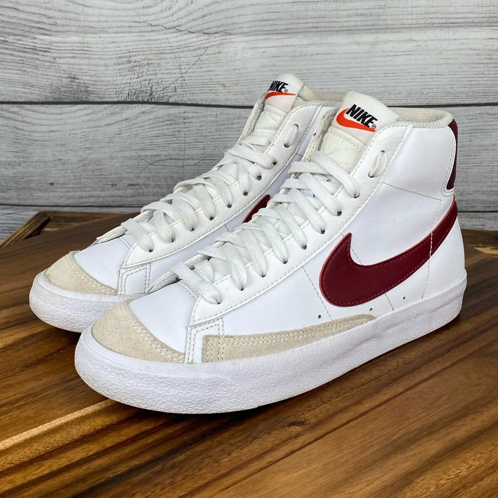 Nike photos women’s shipping