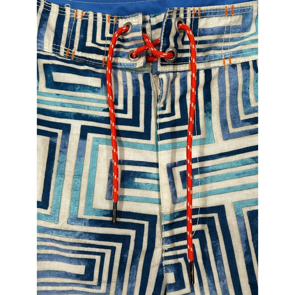 Tommy Bahama measurements waist
