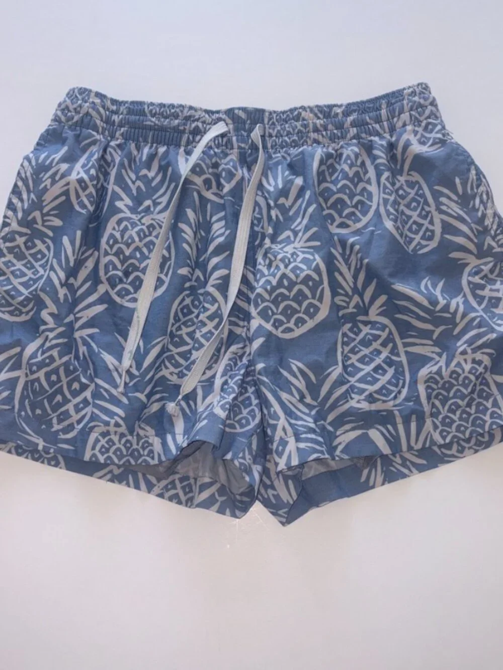 chubbies men thigh