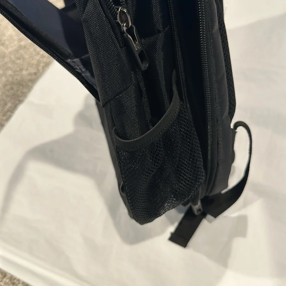 Samsonite this backpack