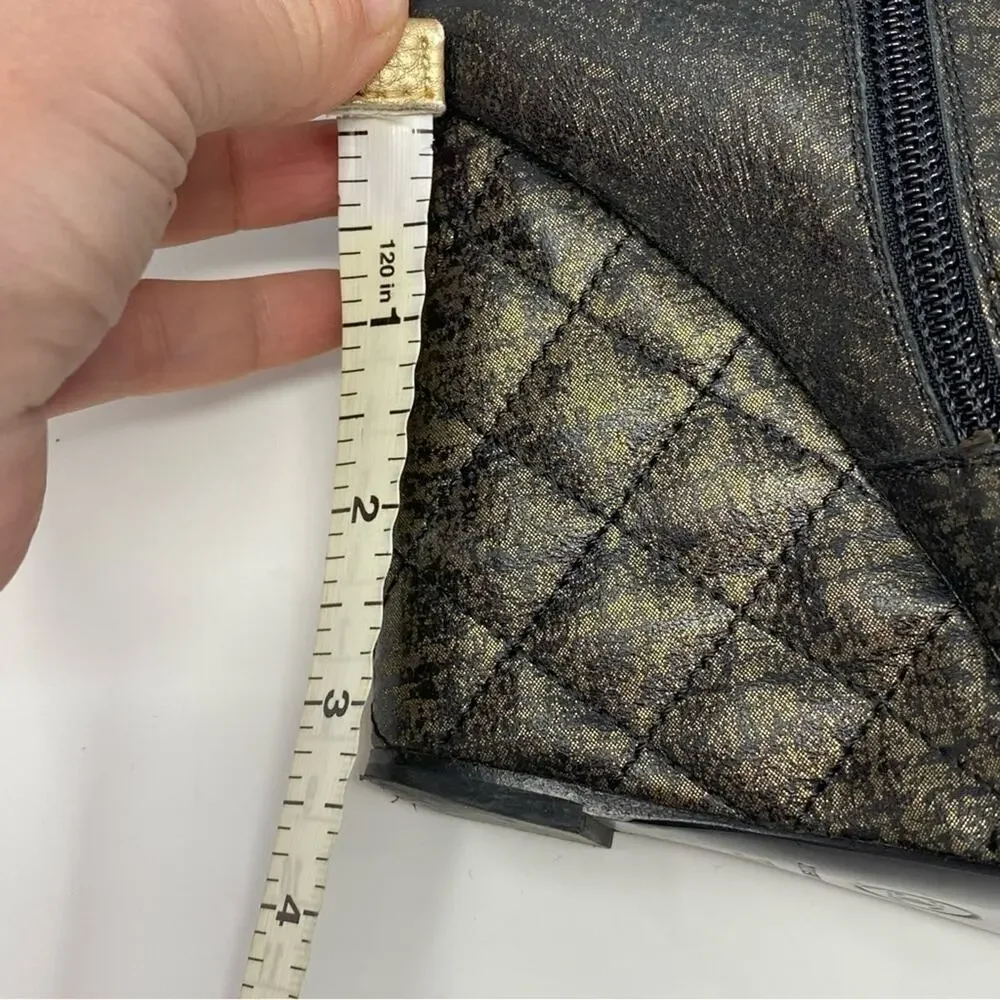CHANEL archival 16s