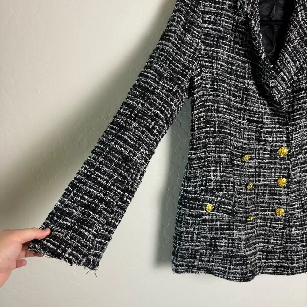 Zara lined buttons