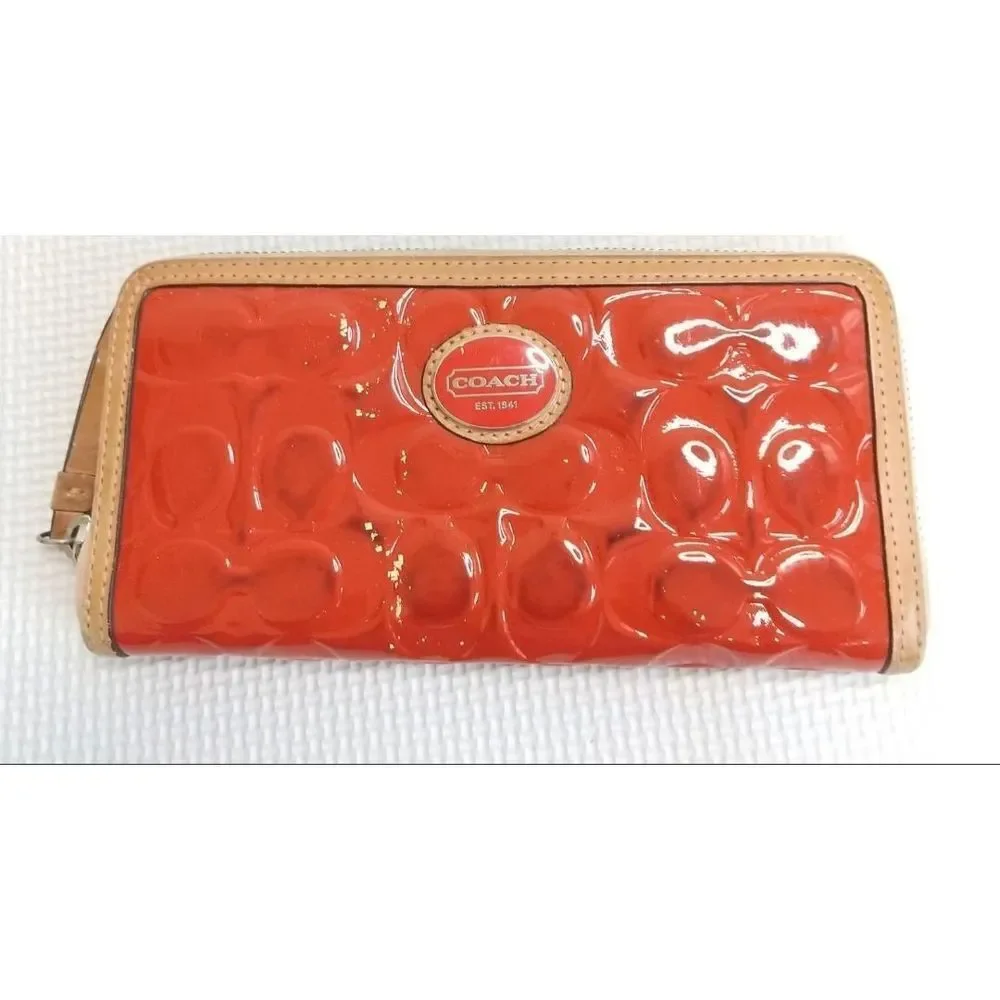 Coach Patent Leather Bifold wallet
