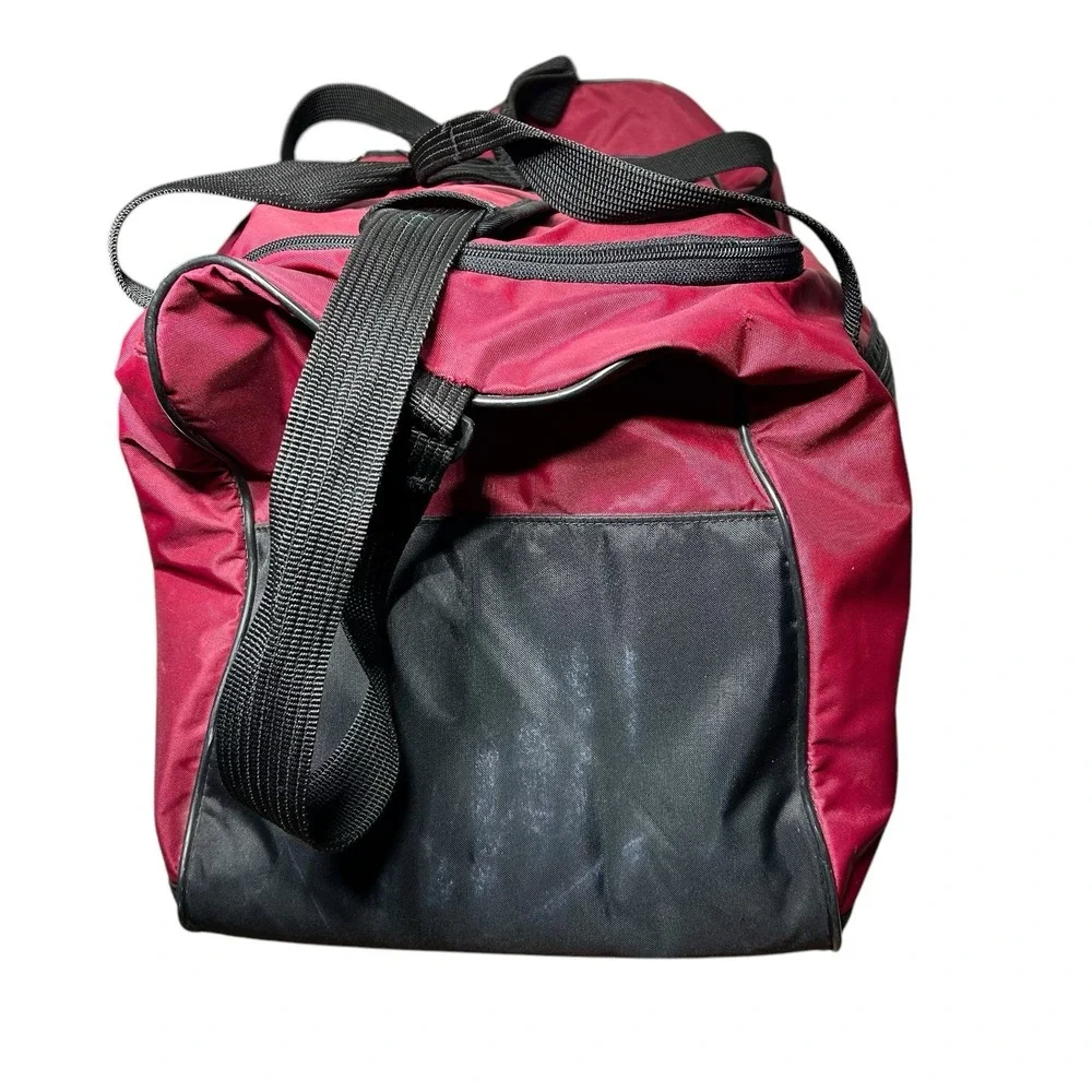 Nike Gym Duffel Bag Vintage 90s Y2K Red Black Travel Large 21