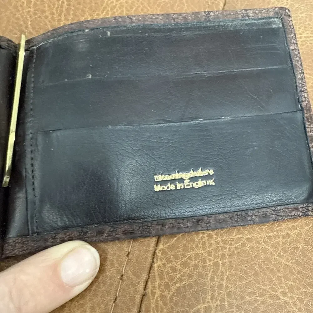 Vintage Bloomingdale's Genuine Leather Bifold Wallet Made in England 4.5x3”