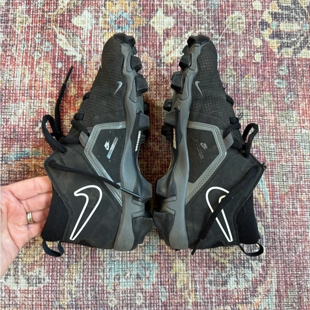 Nike high traction
