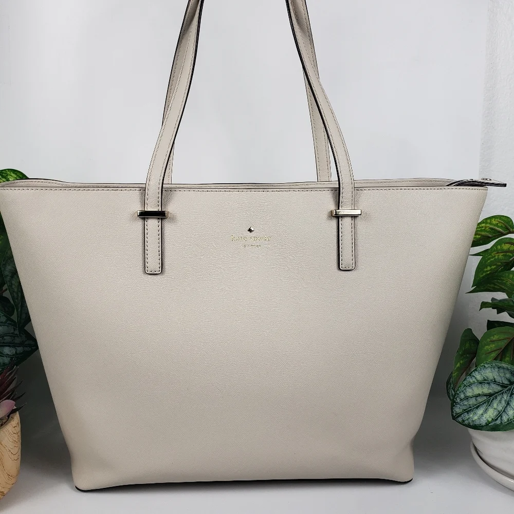 kate spade elegant versatile