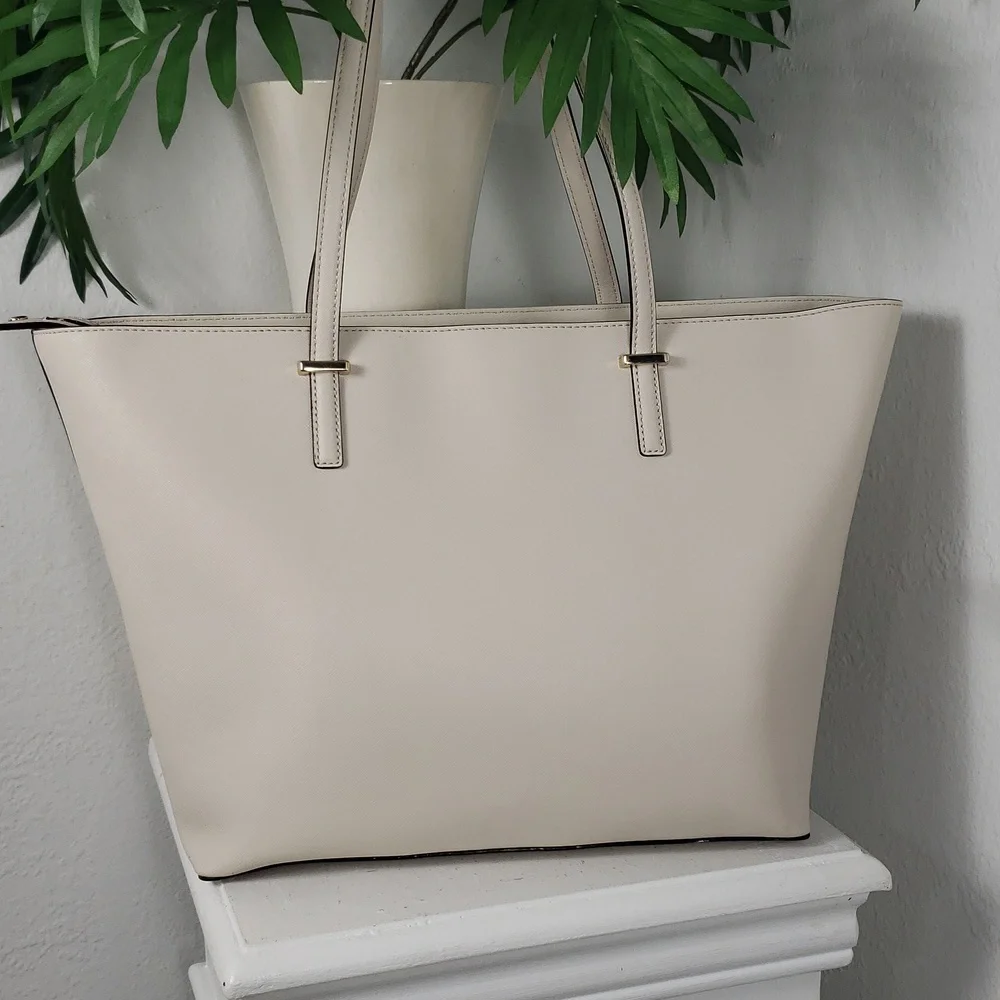 kate spade elegant versatile