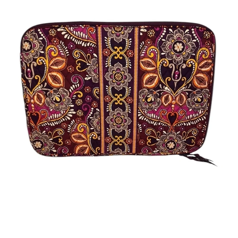 Vera Bradley VERY BERRY Laptop Sleeve Dimensions 17X12 Colorful Floral Preowned