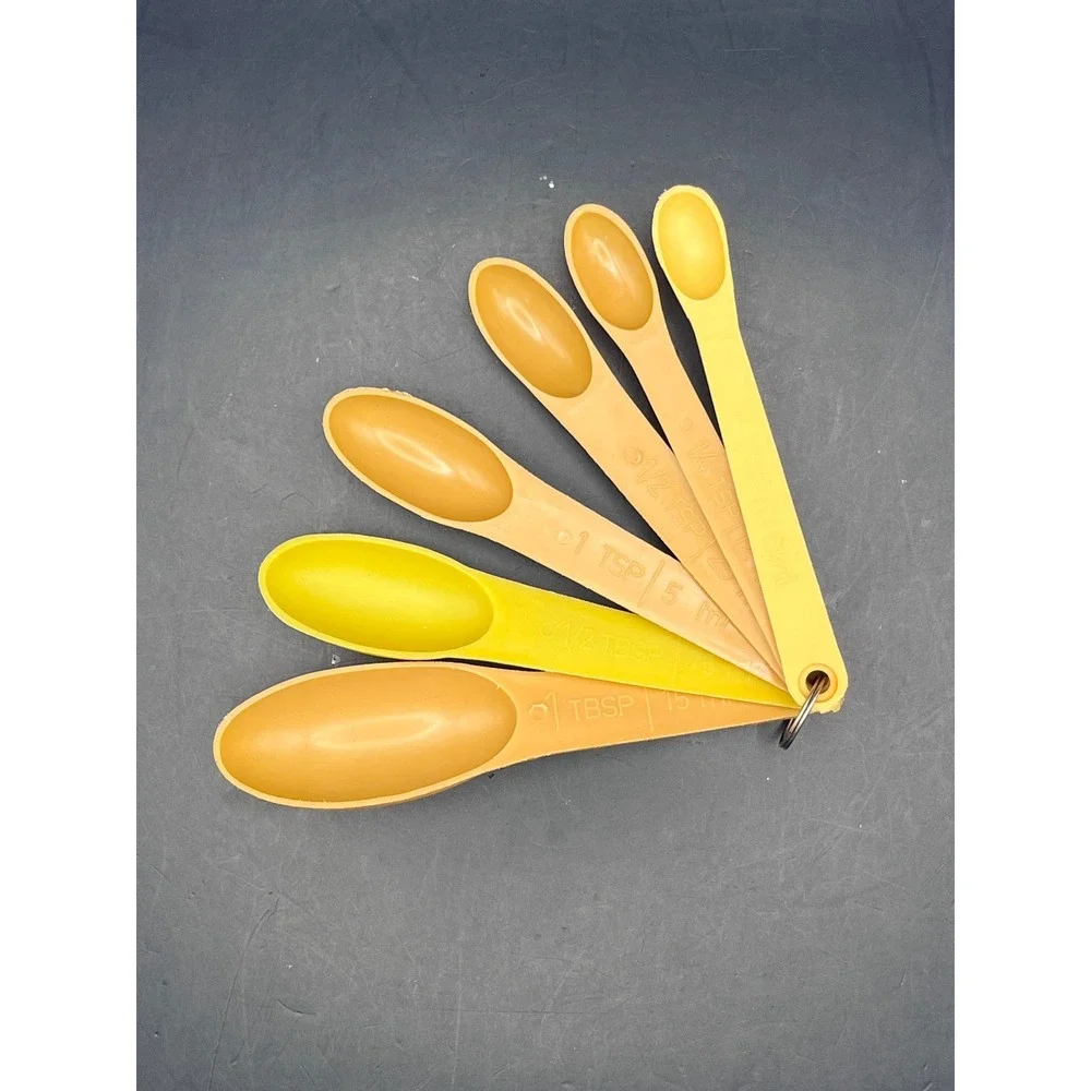 Vtg Set of 6 Measuring Spoons Kitchen Baking Cooking Utensil‎ Tools Hong Kong