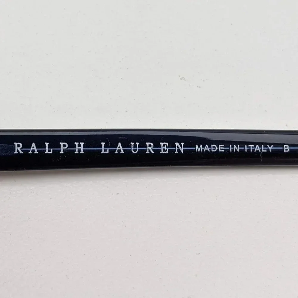 Ralph Lauren noticeable color or