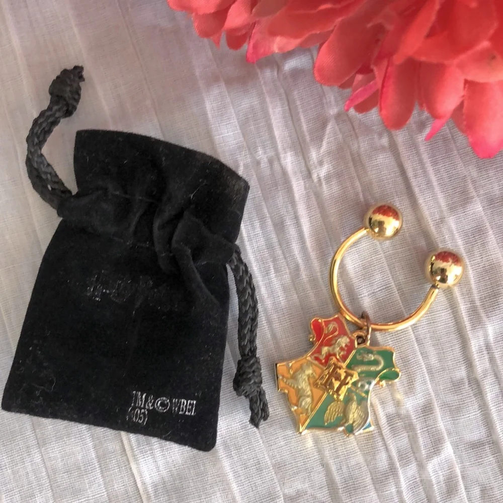 HARRY POTTER Hogwarts Houses gold plated  keychain fob wineglass charm