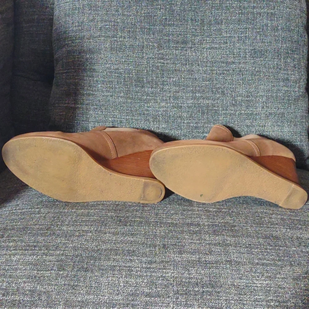 Audrey Brooke genuine leather