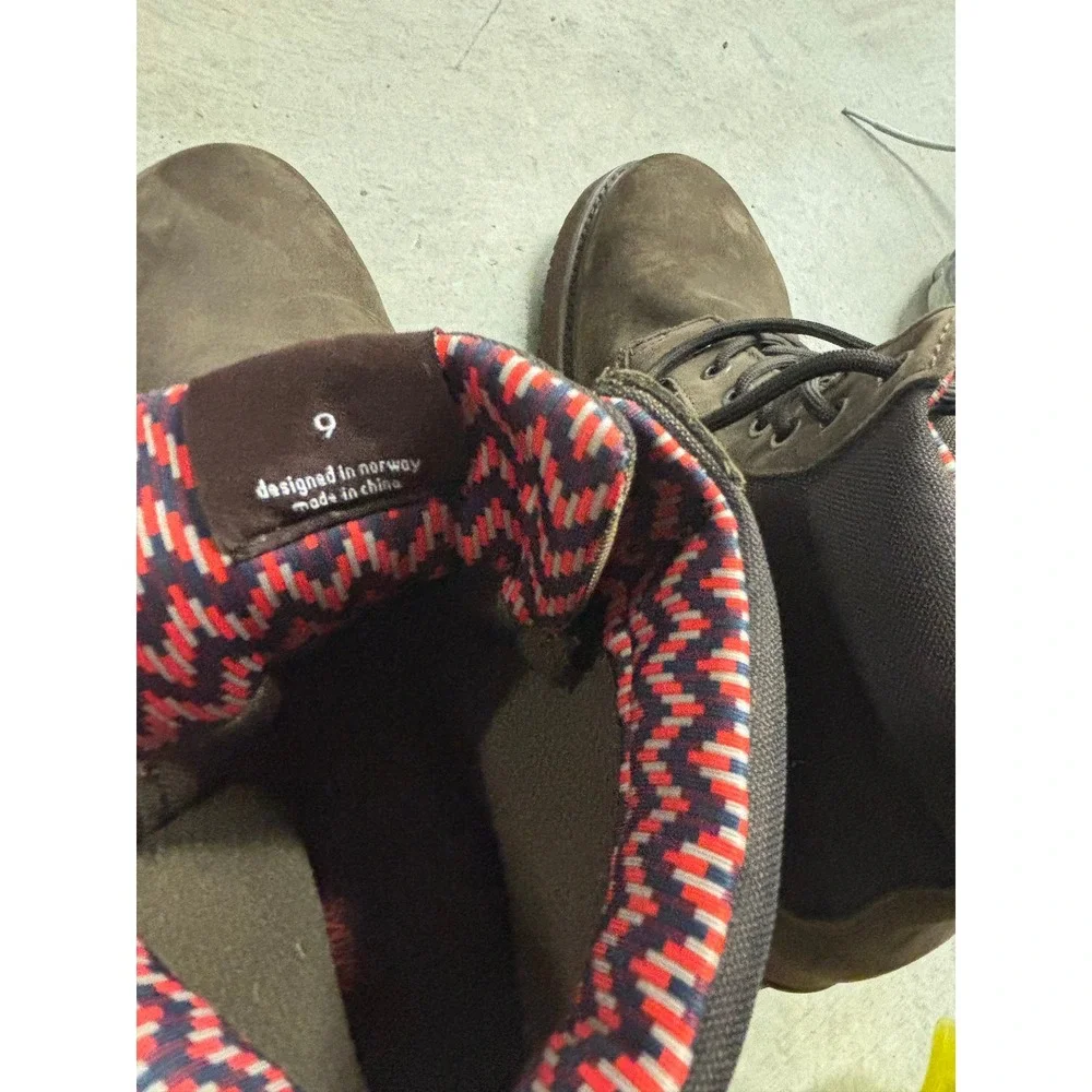 SIVAS brown suede