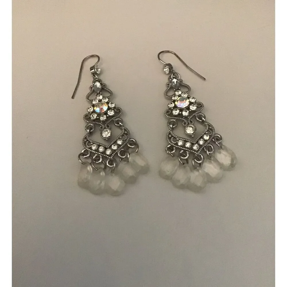 Pretty Silver Aurora Borealis Rhinestone & Bead Chandelier Earrings