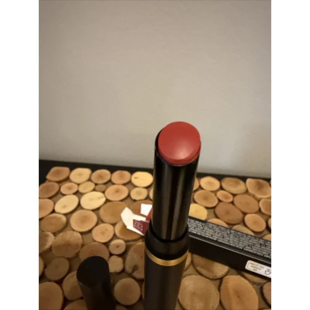 Macchia Di Ruggine mac powder