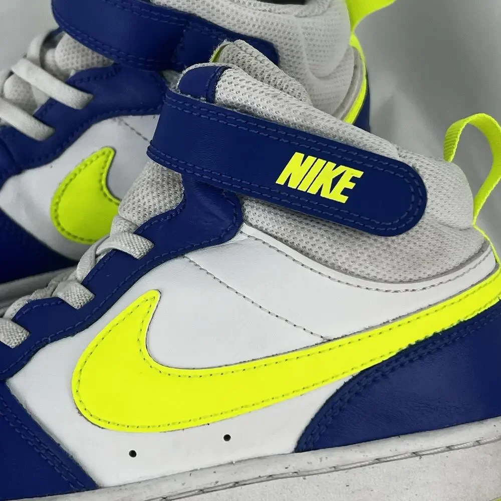 Nike advantage mid