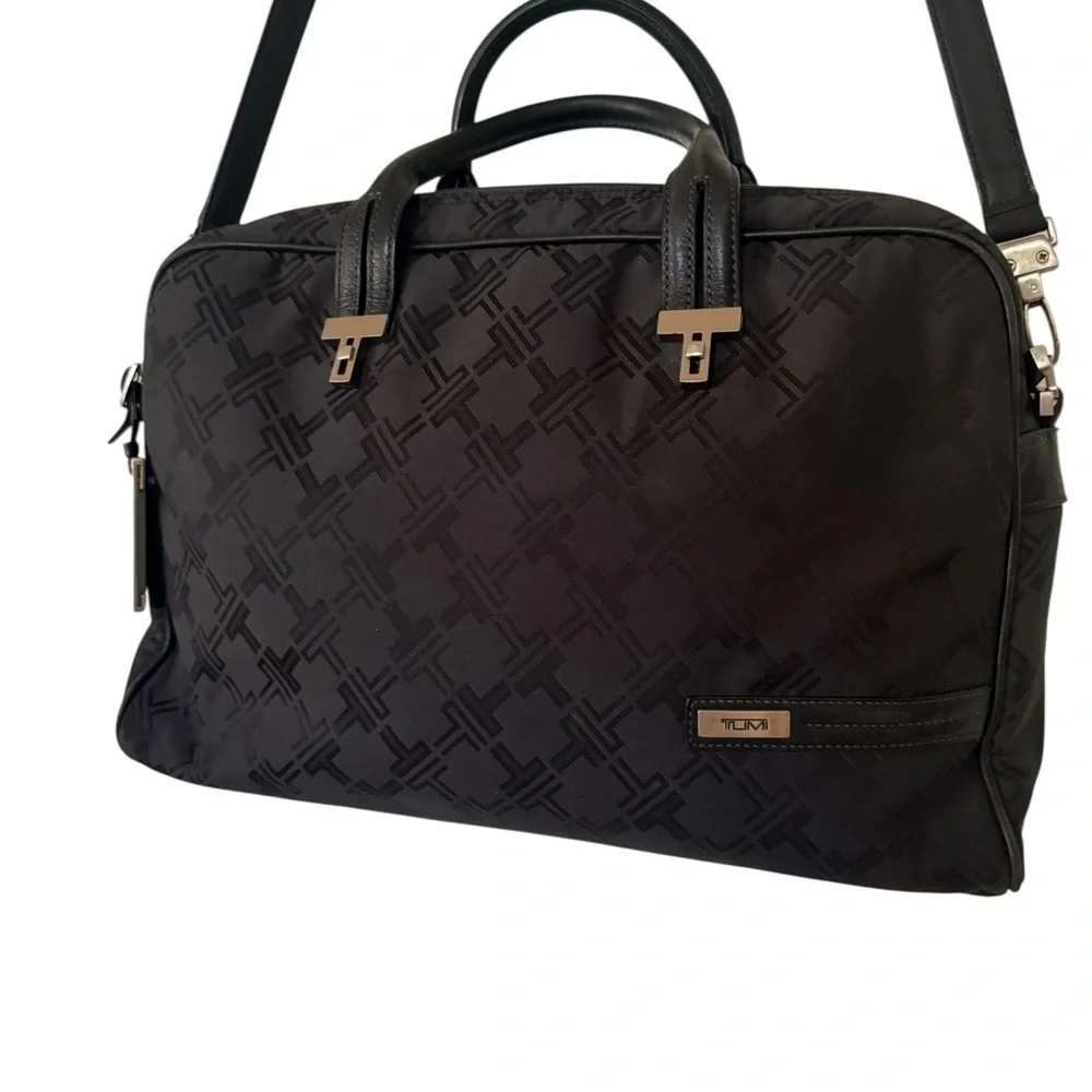 Tumi perfect gold