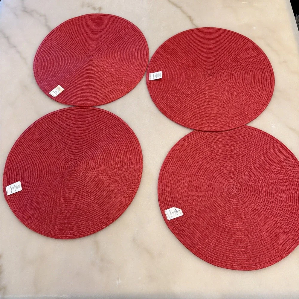 Set of 4 Pier 1 Imports Round Circle Bright Red Woven Placemats 14.75