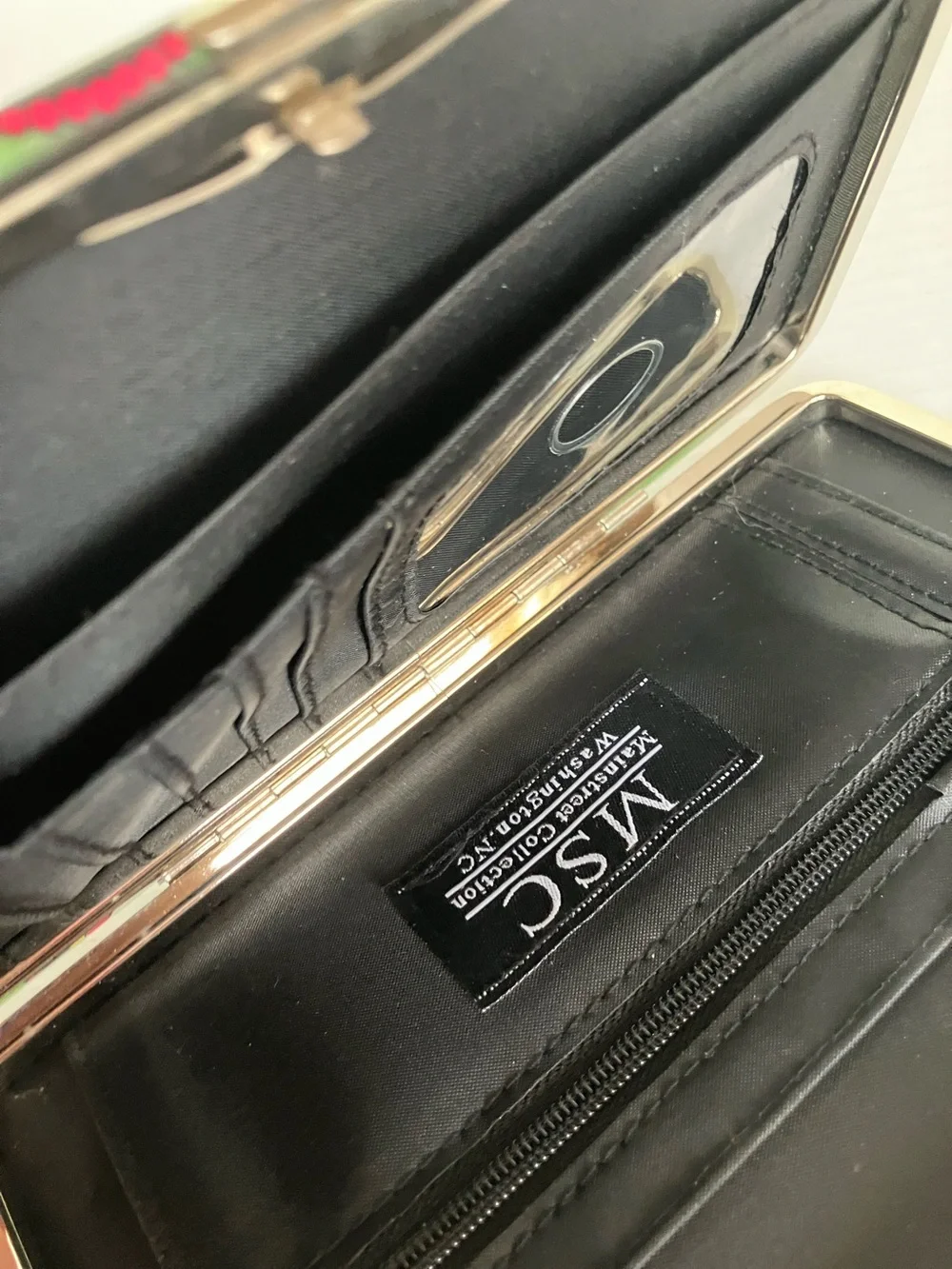 Main Street Collection hard clasp