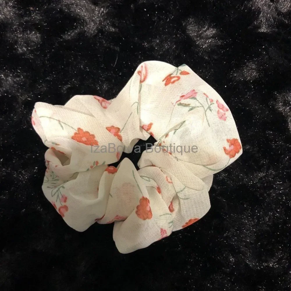 Ivory Flower Chiffon Scrunchie  (kids)  SC2890  Handmade NWT Boutique