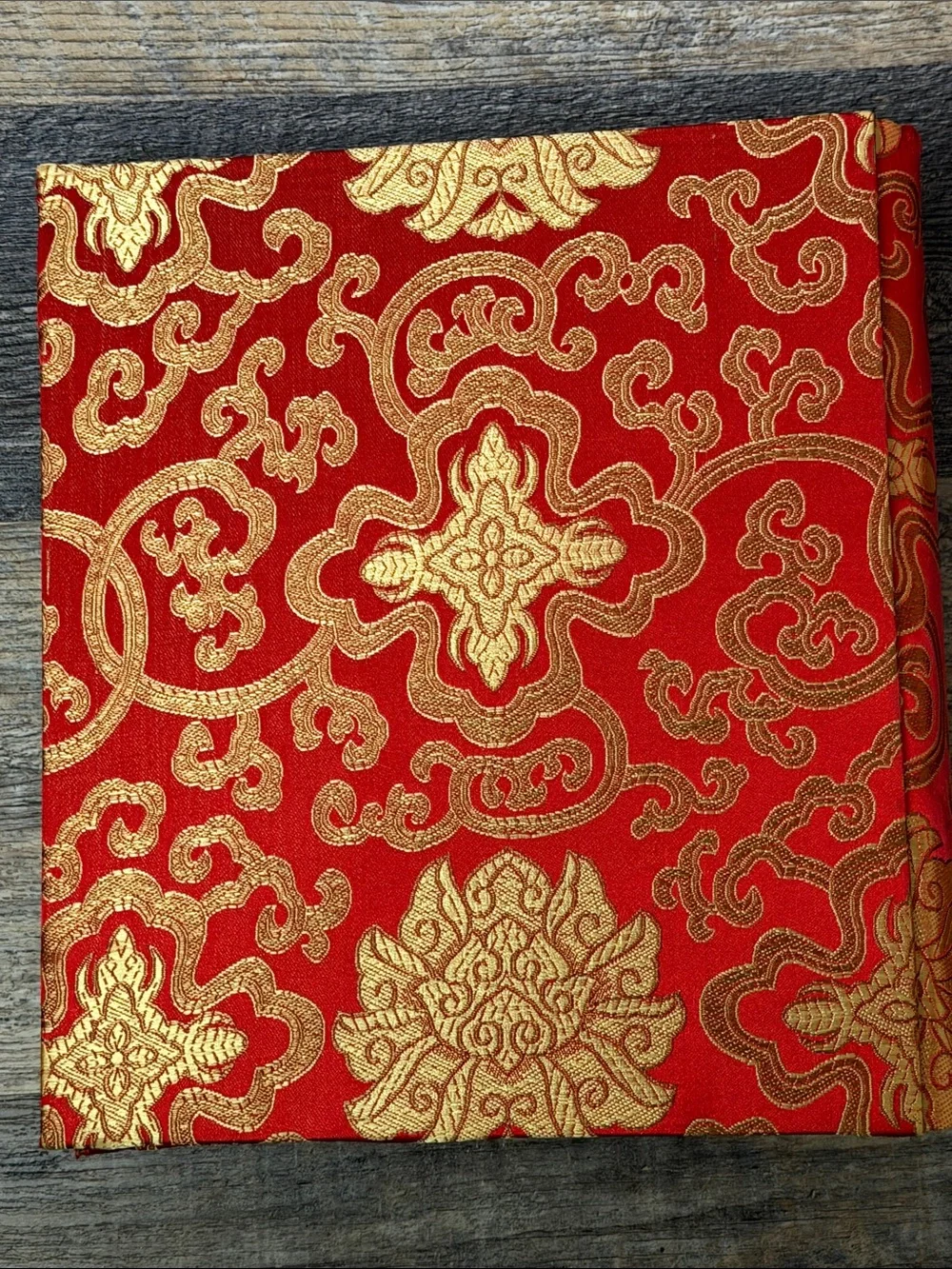 Target red gold